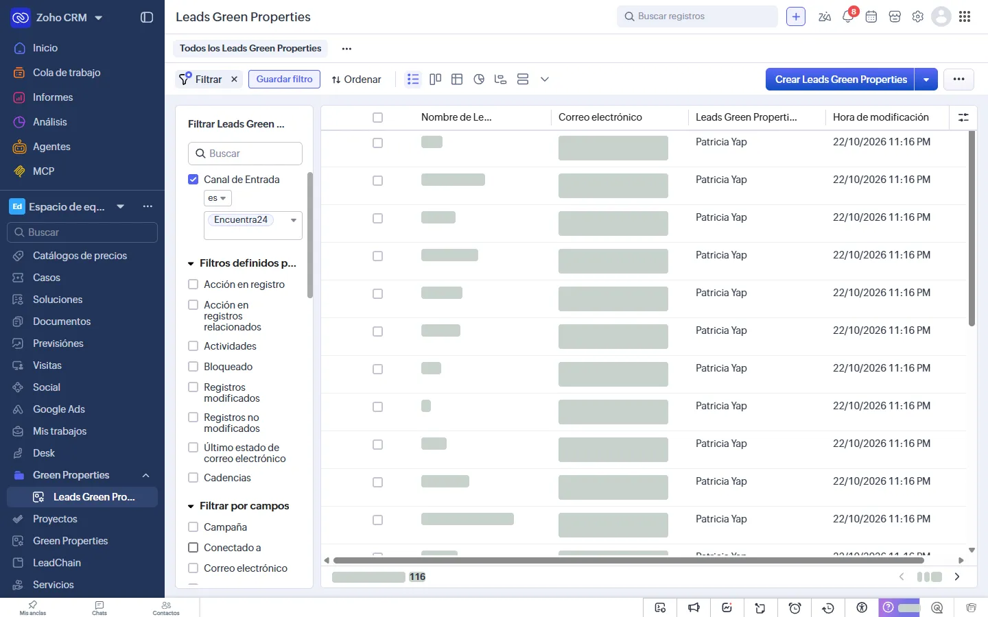 Zoho CRM: lista filtrada por Canal de Entrada Encuentra24; datos personales tapados